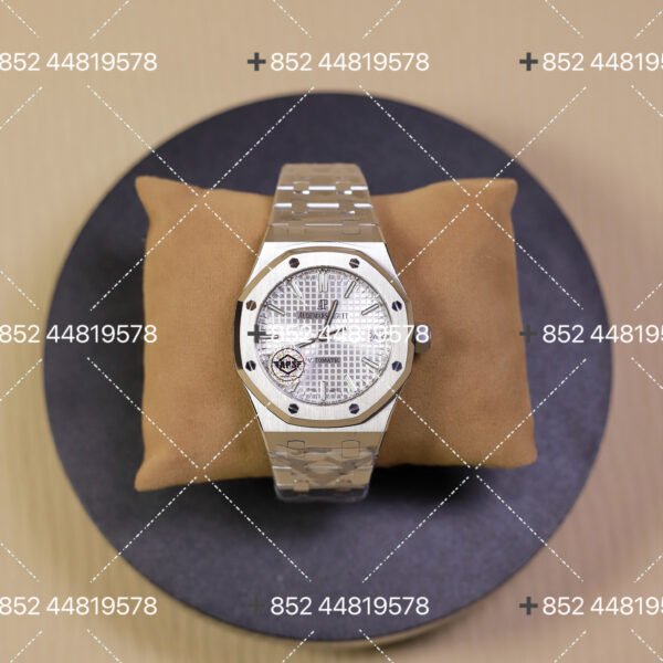 Royal Oak Series - Image 9