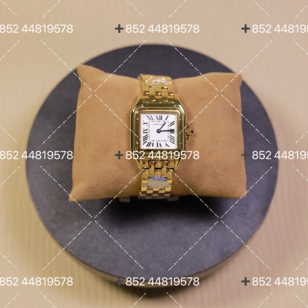 Cartier Panther Series White Dial Gold Band 19mm